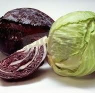 KAPSAS – kodumaine supertoit “Kui toidulauale mahub veel üks toiduaine, olgu see kapsas“, kirjutab Aive Luigela oma raamatus “Targalt toitudes terveks”. Kapsas on väga palju väärtuslikku sees – rida vitamiine, mitmeid mineraalaineid, kõvasti kiudaineid, märkimisväärselt bioaktiivseid ühendeid jpm kasulikku ja seejuures vähe kaloreid.