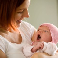 Kasulik loeng lapseootel ja väikelastega peredele, kes soovivad tugevdada oma lapse tervist. Kuidas on omavahel seotud laste seedeprobleemid ja häiritud ajutöö? Milliste faktorite koosmõjul kujunevad välja allergiad ja autoimmuuntõved ning miks on need haigused omandanud praeguseks epideemia mõõtmed? Loeng tutvustab erinevaid võimalusi lapse immuunsüsteemi toetamiseks.