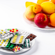 Sagedane küsimus: millal peaks toidulisandeid tarbima? Vastus: siis, kui toidust mingil põhjusel piisavaid ressursse kätte ei saa, nt. kui on tõusnud vaimne, füüsiline või toksiline koormus, mis kõik organismilt täiendavate toitainete näol lõivu nõuavad. Muu seas tühjendavad keha olulistest toitainetest ka paljud ravimid. Mõned näited: Defitsiidid tekivad erinevatel põhjustel, nt. mõjutavad ravimid toitainete seedimise ja […]