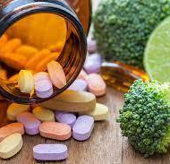 19-20. sajandil elanud ameerika visionäär, leiutaja ja ärimees Thomas A. Edison on öelnud kuldsed sõnad: „Tulevikuarst ei anna ravimeid, vaid äratab patsientides huvi oma keha eest hoolitsemise, toitumise ning haiguse põhjuse ja ennetamise vastu.“ Pole saladus, et ravimitest ja meditsiinilistest protseduuridest põhjustatud surmad on arenenud riikides väga sagedased. Eesti statistika jääb selles osas tabamatuks, kuid […]